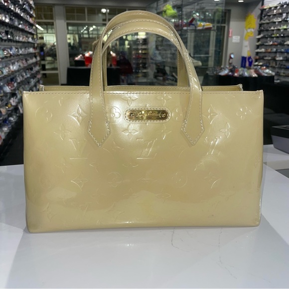 Louis Vuitton Handbags - Louis Vuitton